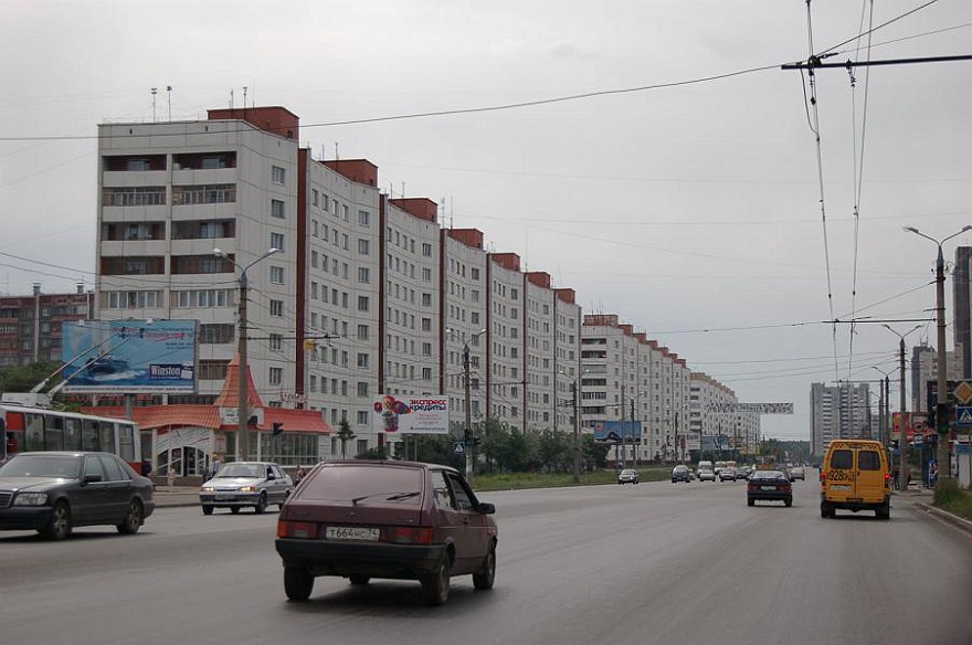 2. Eindruck aus Tschelabinsk.JPG - Chelabinsk - Hauptstrasse